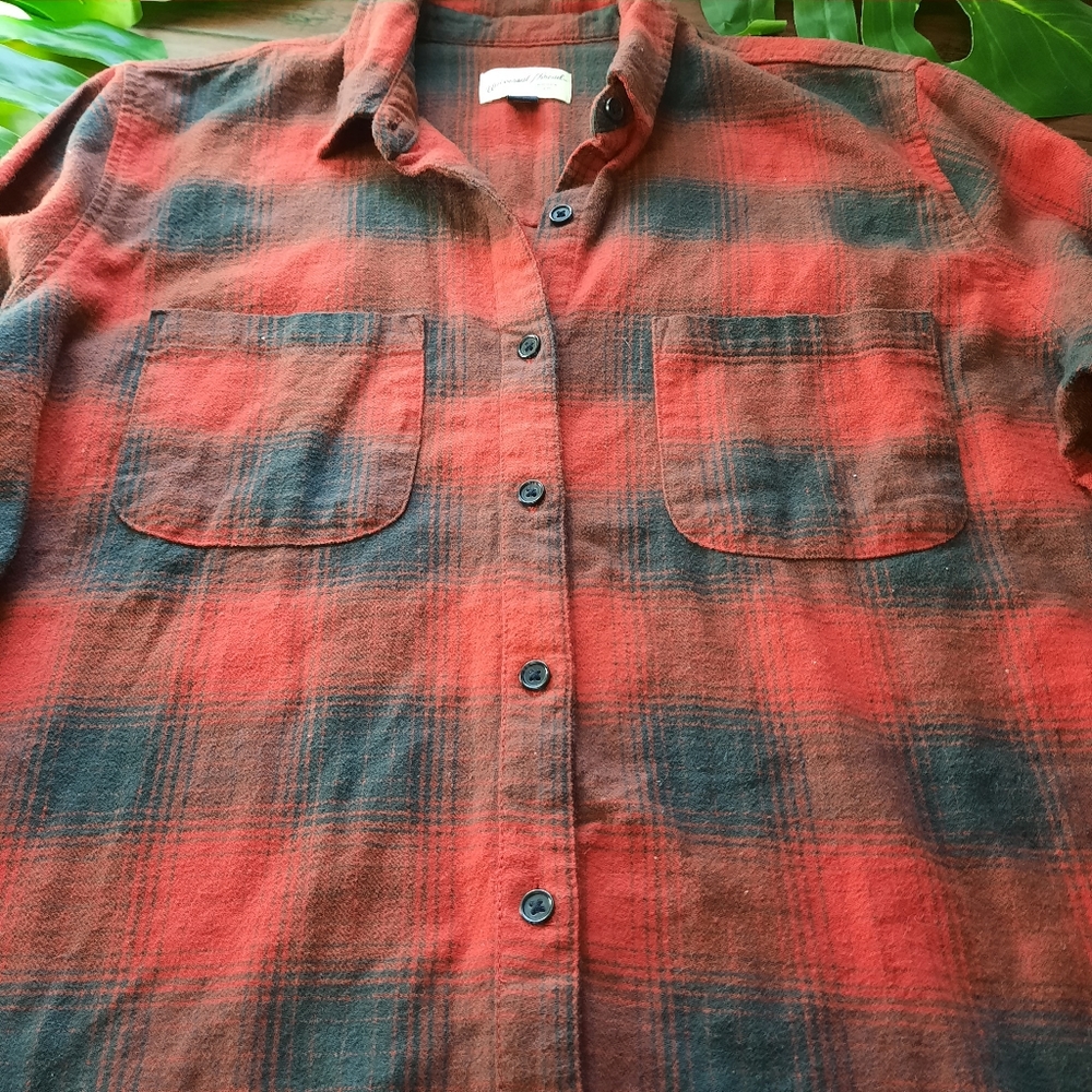 Universal Thread Flannel - Picture 3 of 10